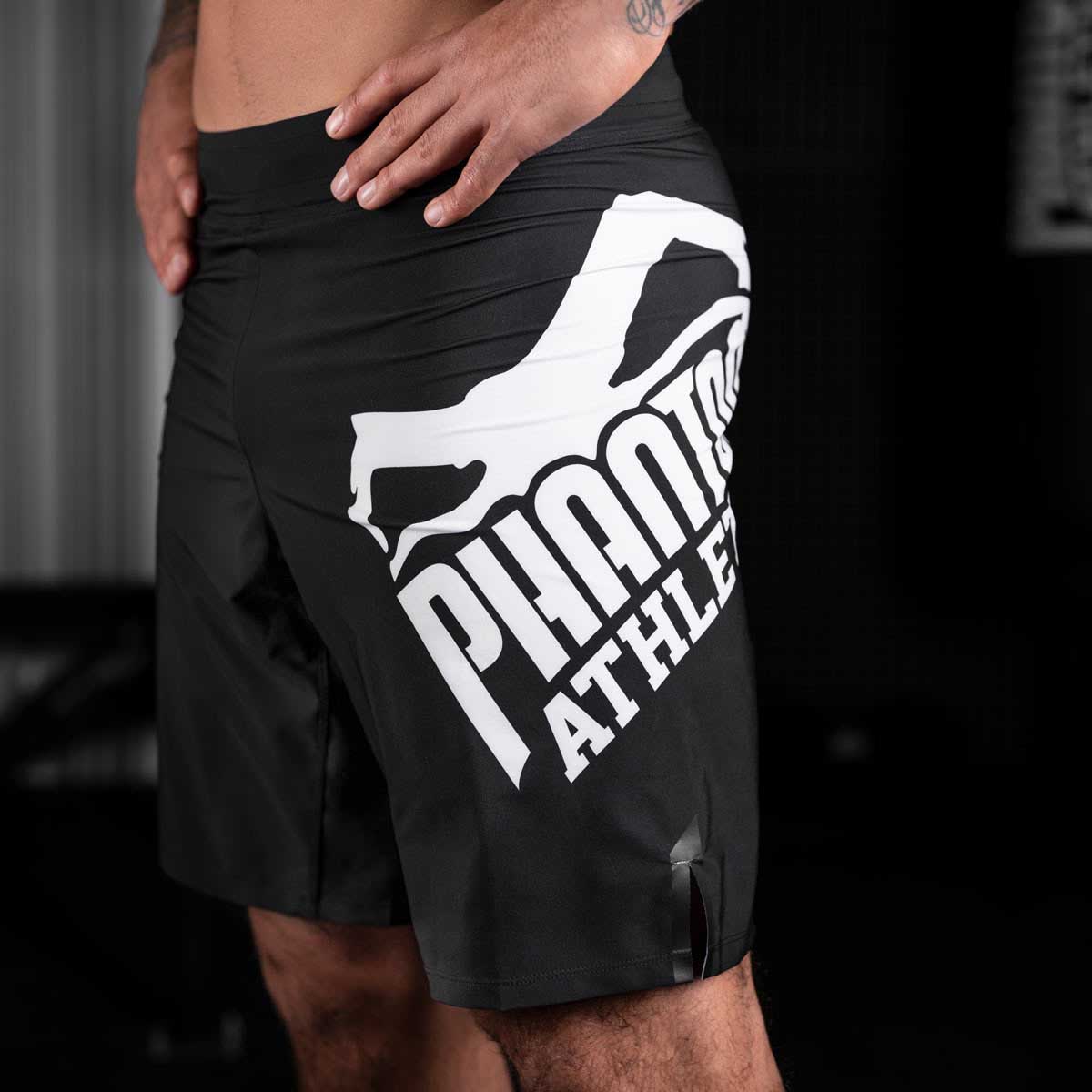 MMA Fight Shorts FLEX URBAN  for training and competition - PHANTOM  ATHLETICS